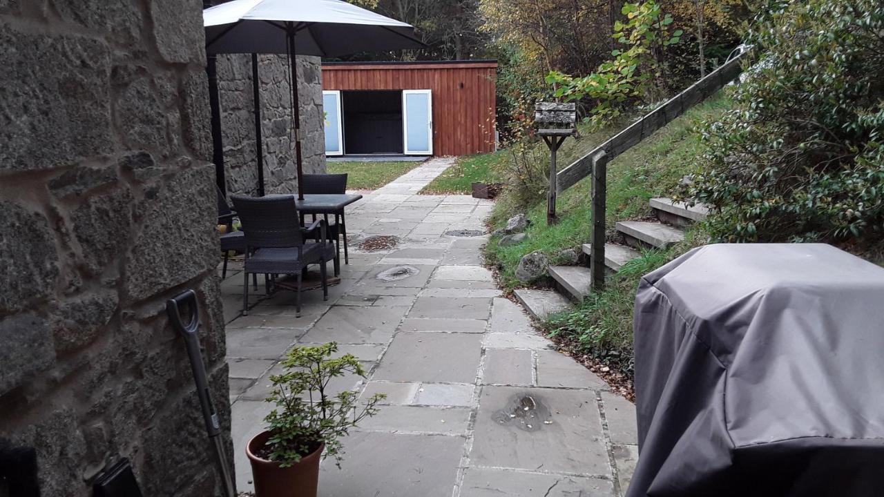 Amazing Cottage With Private Indoor Swim Pool And Hot Tub Grantown-on-Spey Exteriér fotografie
