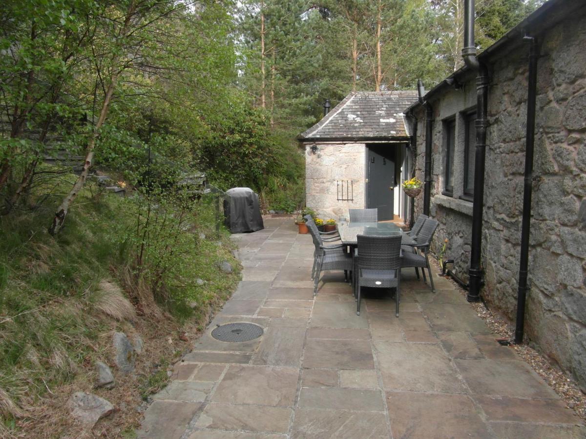 Amazing Cottage With Private Indoor Swim Pool And Hot Tub Grantown-on-Spey Exteriér fotografie