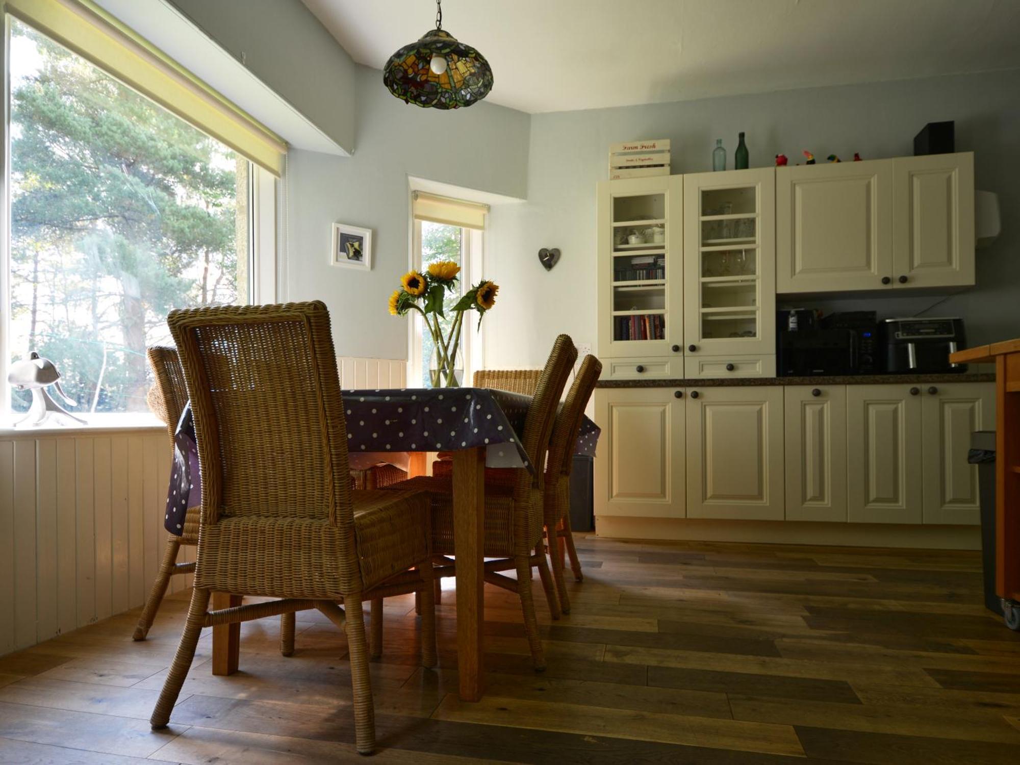 Amazing Cottage With Private Indoor Swim Pool And Hot Tub Grantown-on-Spey Exteriér fotografie